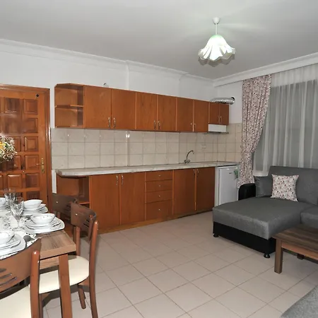 Ξενοδοχείο με διαμερίσματα Happy Homes 3*