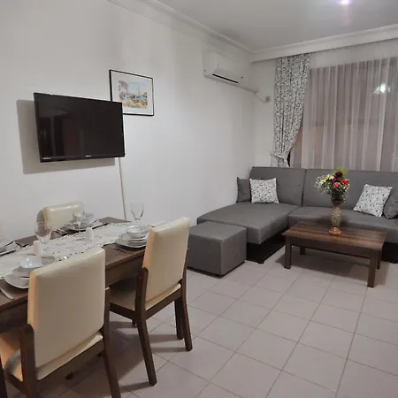 Aparthotel Happy Homes